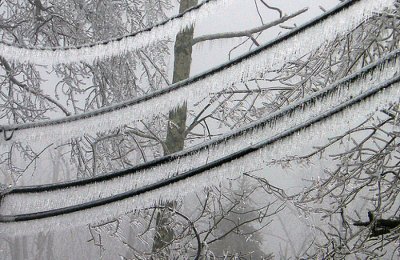 На Кубань обрушился ледяной дождь: десятки тысяч жителей остались без света