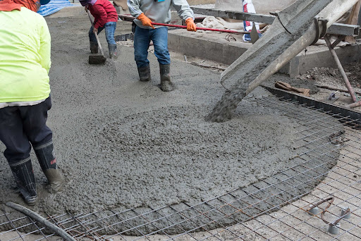 Ключевые преимущества бетона в строительстве