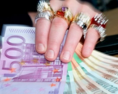 «Налог на богатых» во Франции достиг 75 процентов