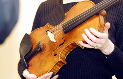 В США похитили скрипку Страдивари