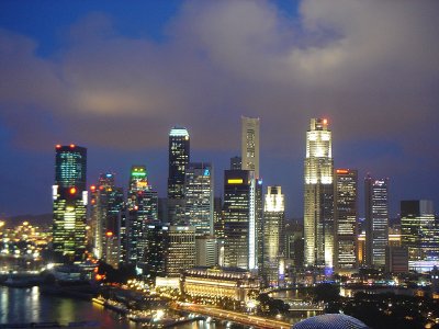 Сингапур возглавил рейтинг дорогих городов планеты