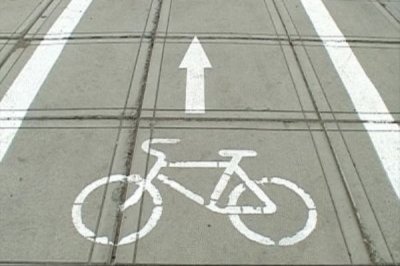 Новые ПДД: появились полосы для велосипедистов