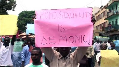 Двух жителей Уганды судят за гомосексуализм