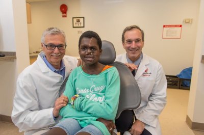 Нью-Йоркские врачи восстановили кенийской девочке лицо после того, как она заразилась плотоядными бактериями