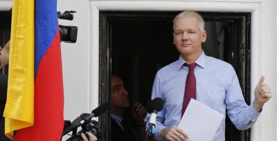 Основатель WikiLeaks Джулиан Ассанж обещает опубликовать секретные документы на 50 стран, чтобы отметить два года пребывания в эквадорском посольстве