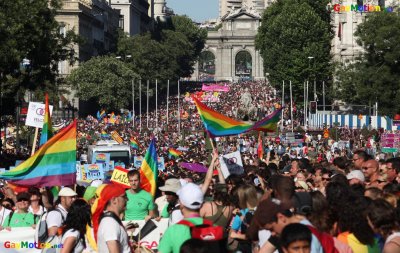  В Мадриде прошел крупнейший гей-парад Европы