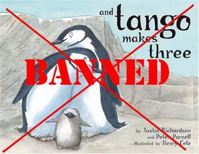 Сингапур отзывает из библиотек книгу про пингвинов геев