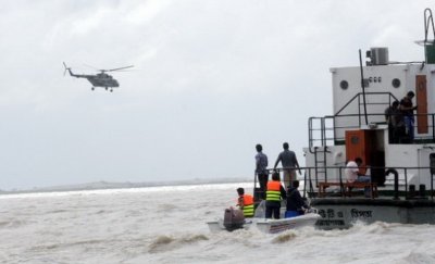 Власти Бангладеш отказываются искать затонувший паром