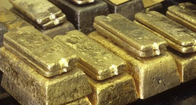 Французские рабочие предстанут перед судом за кражу золотых сокровищ