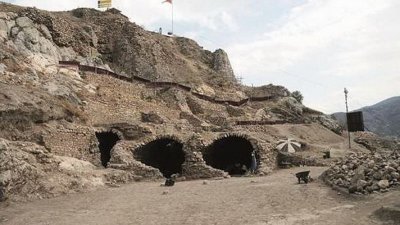 Археологи считают, что они обнаружили подземелья, в которых держали графа Дракулу