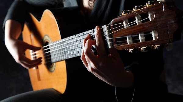 Как научиться играть на гитаре: азы и простейшие техники исполнения