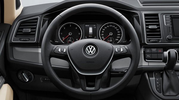 Volkswagen Multivan — комфорт, надежность, универсальность