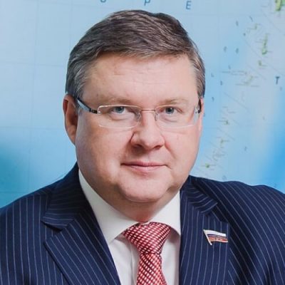 Карлов Георгий Александрович - депутат, государственный и политический деятель