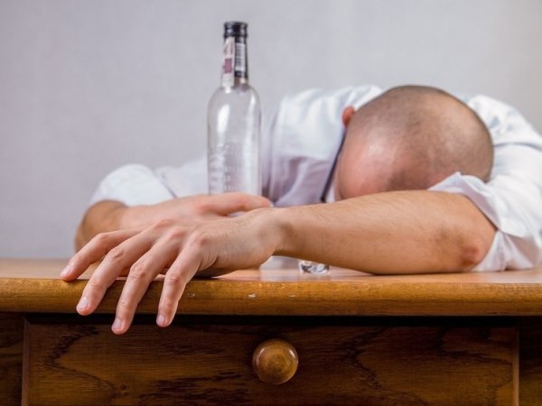 Что такое алкогольная эпилепсия: Как возникает, как протекает приступ, факторы риска,