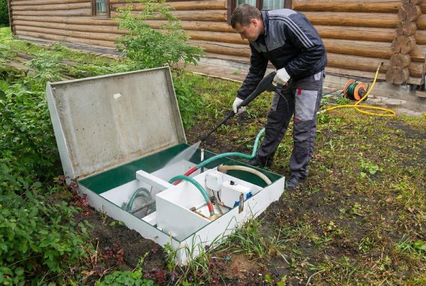 обслуживание септика для частного дела